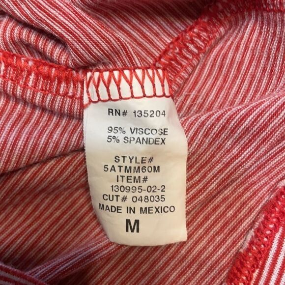 Athleta top M (3361) - Picture 7 of 8